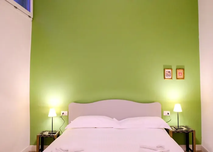 Splendid Two Room Suite